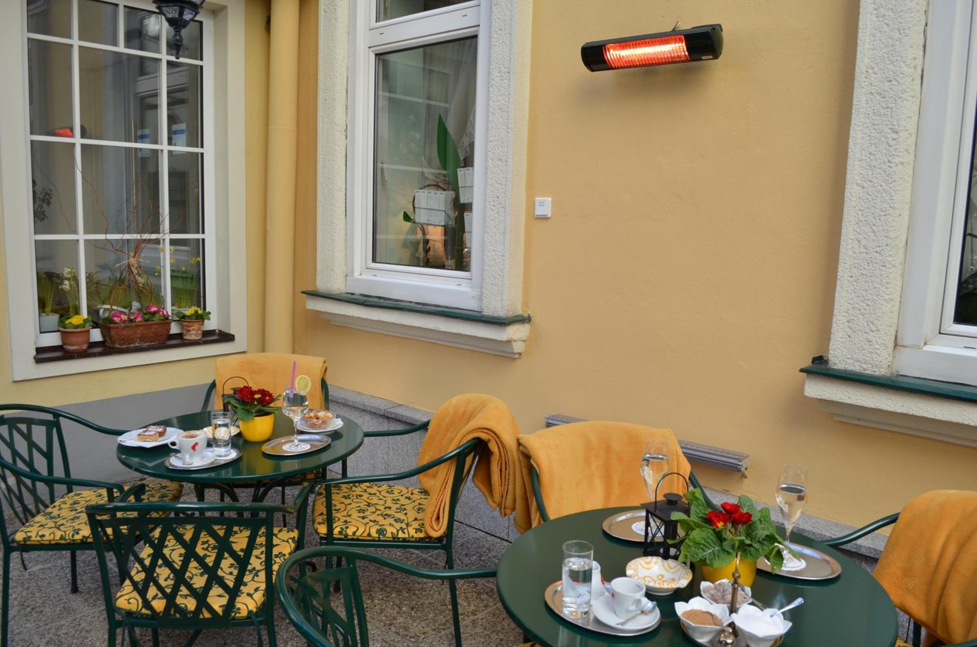 Hotel Jaeger - Family Tradition Since 1911 Вена Экстерьер фото