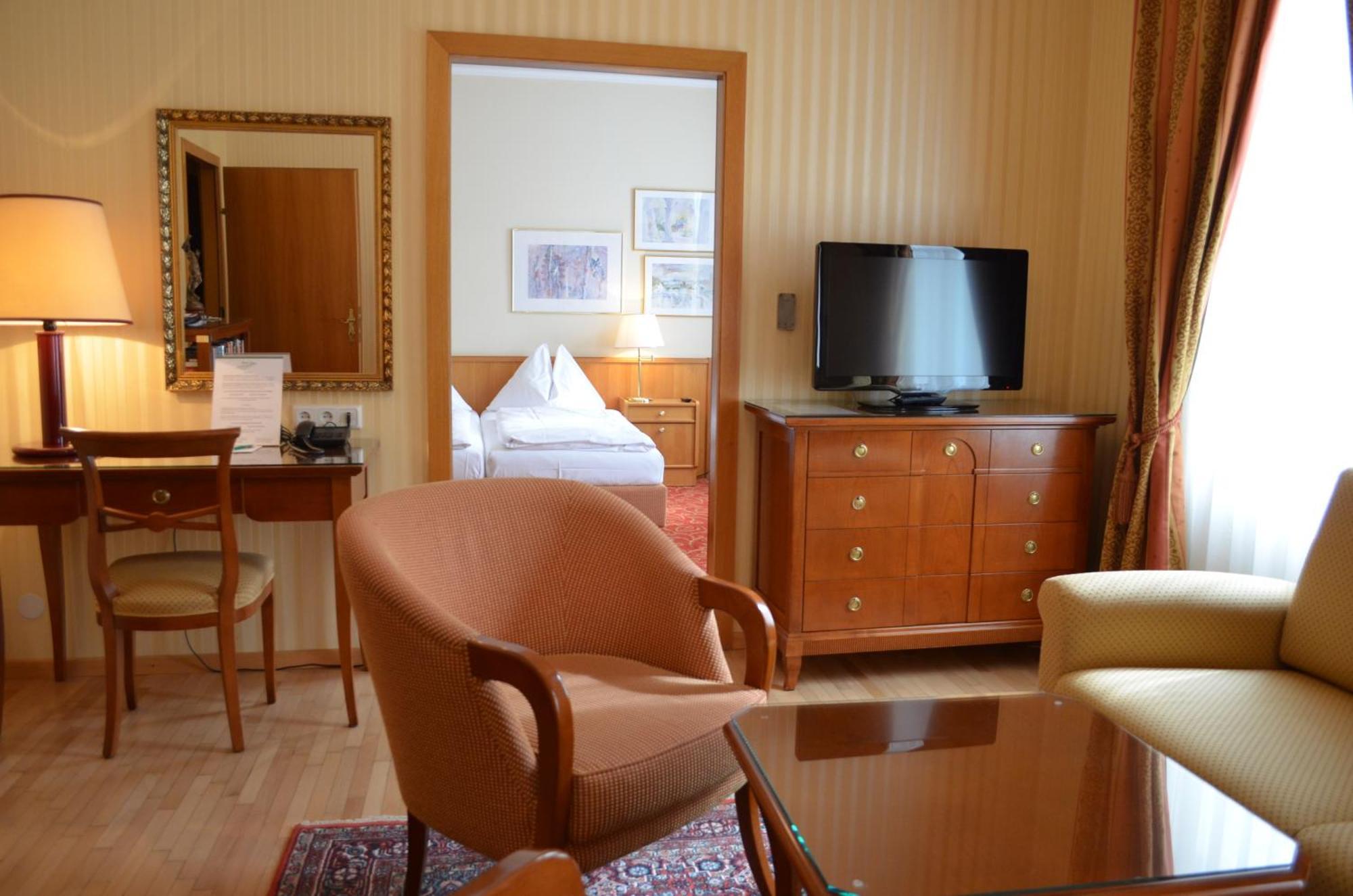 Hotel Jaeger - Family Tradition Since 1911 Вена Экстерьер фото